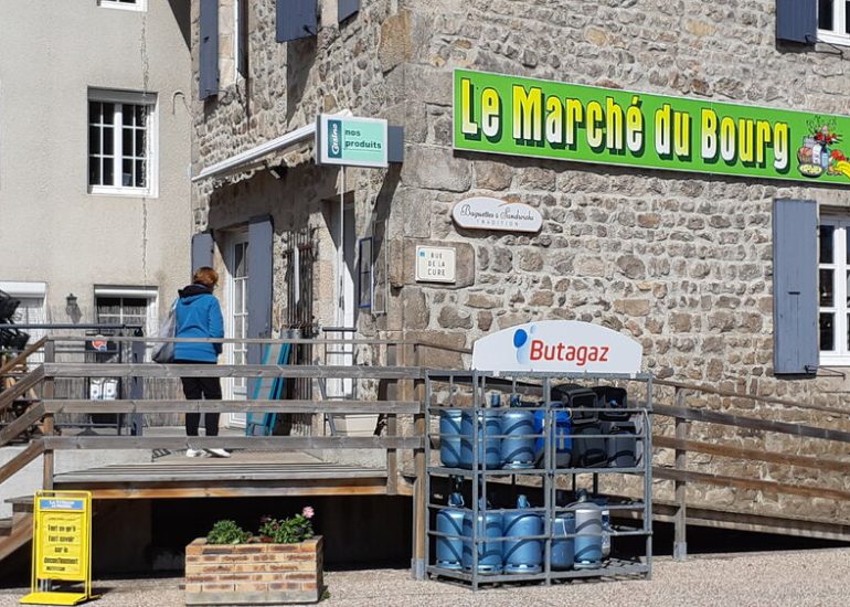 © Au marché du bourg - Périgneux - V. Bourgier