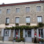 © Restaurant Le Dolmen –  Traditionelle Küche (und Hotel) - Hôtel Le Dolmen à Luriecq 42380