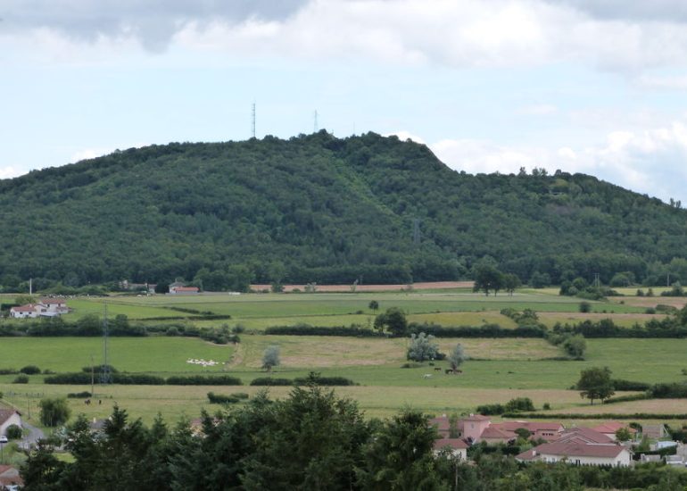© Mythes et légendes au mont d’Uzore - OTLF