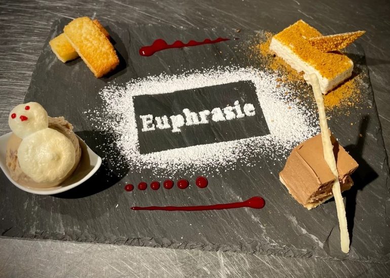 © L'Euphrasie - Restaurant Euphrasie Chenereilles 42560
