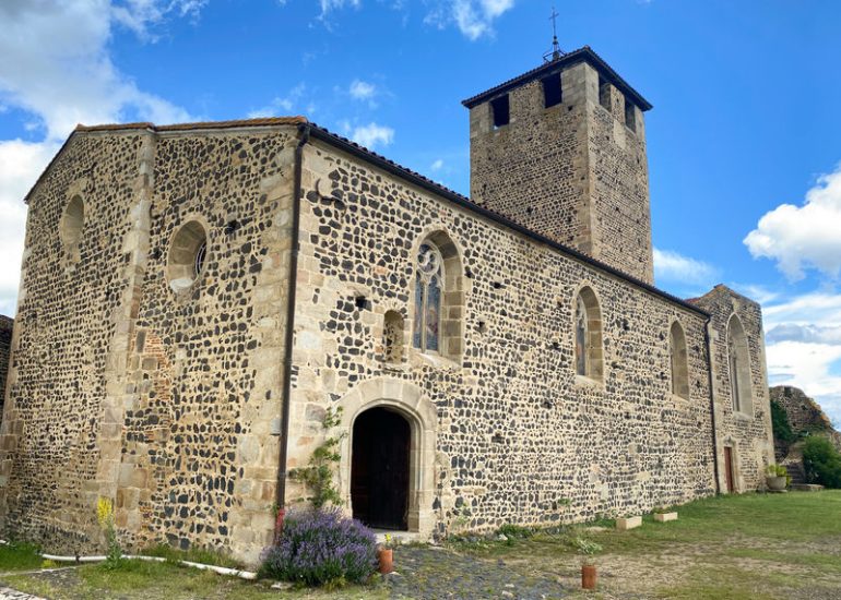 © Priory and church - OT Loire Forez