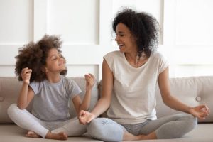 Yoga du rire parents/enfants - MJC