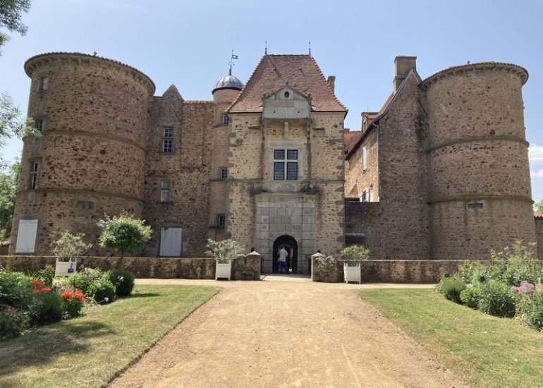 © Château de Saint-Marcel-de-Félines - OTFE