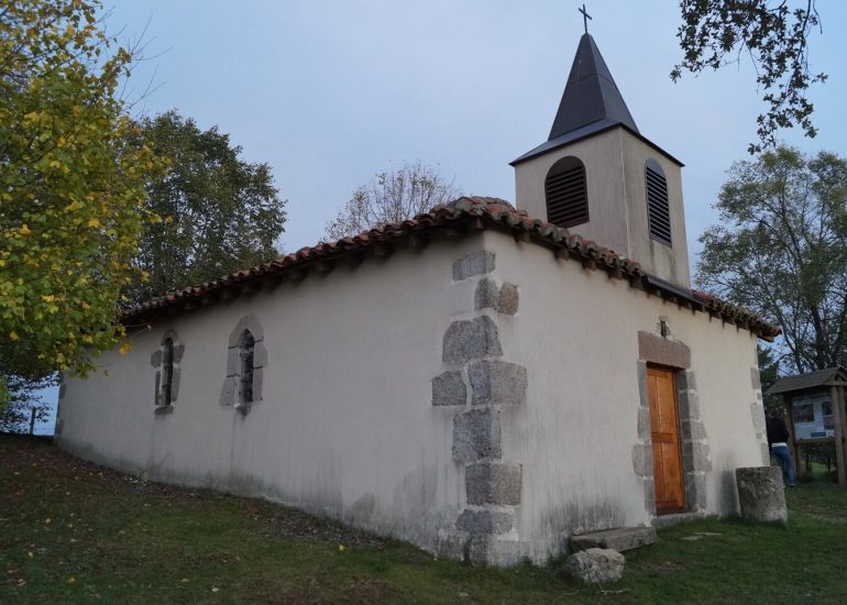 © Chapelle Saint Pierre de Montmeyn - OT Forez-Est