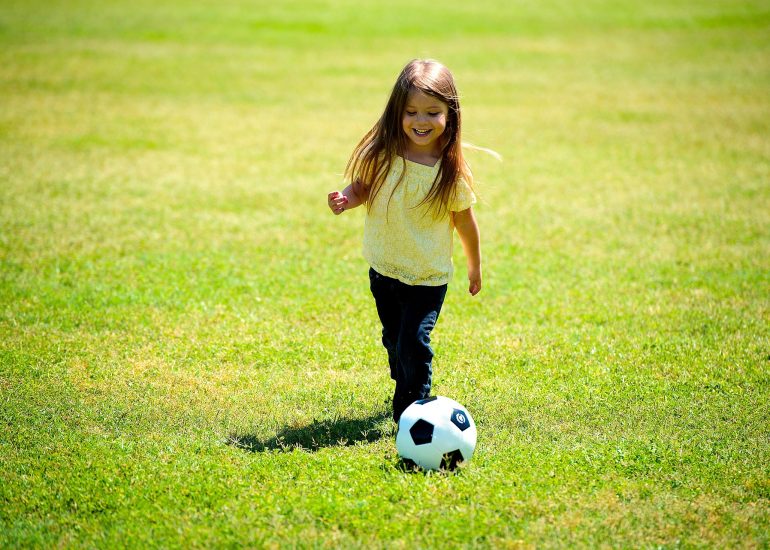 © Football - Pixabay