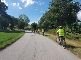 Balade à vélo électrique ... les paysages des Monts du Lyonnais