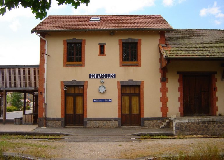 © Journées européennes du patrimoine - Gare d'Estivareilles - CFHF - Journées européennes du patrimoine - Gare d'Estivareilles - CFHF