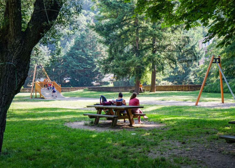 © Aire de pique-nique du parc de la Sablière - OT Loire Forez