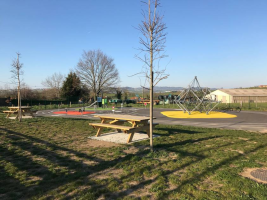 Spielplatz - Saint-Médard-en-Forez