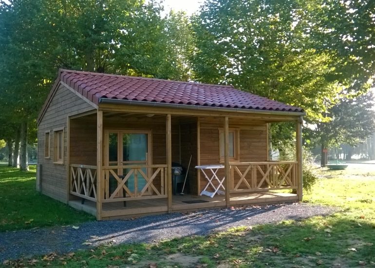 © Camping municipal Le Surizet - Office de tourisme Loire Forez