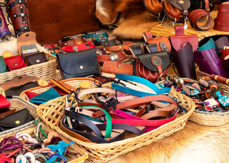 © Marché artisanal - Canva