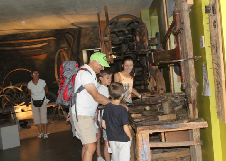 © summer season game - ecomusée des monts du Forez