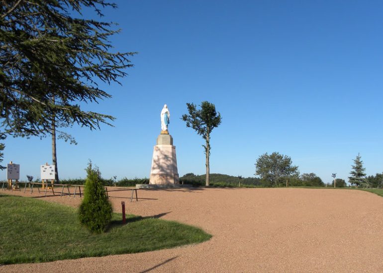© Aire de jeux - Violay - office de tourisme