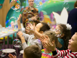 Spectacle court pour enfants - Festival Charivarue
