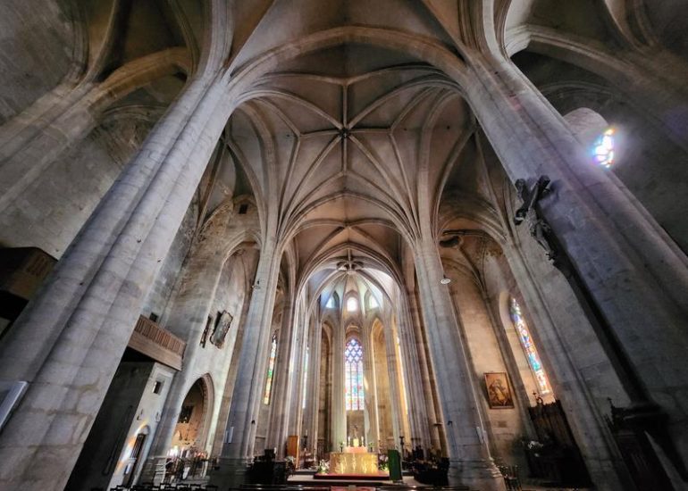© Visite du centre historique d'Ambert - Parcours découverte patrimoine_Ambert - Arnaud Frich