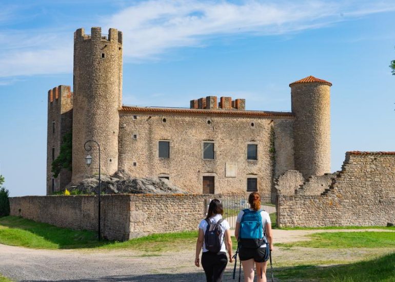 © Château d'Essalois - Visite guidée_Chambles - Office de tourisme Loire Forez