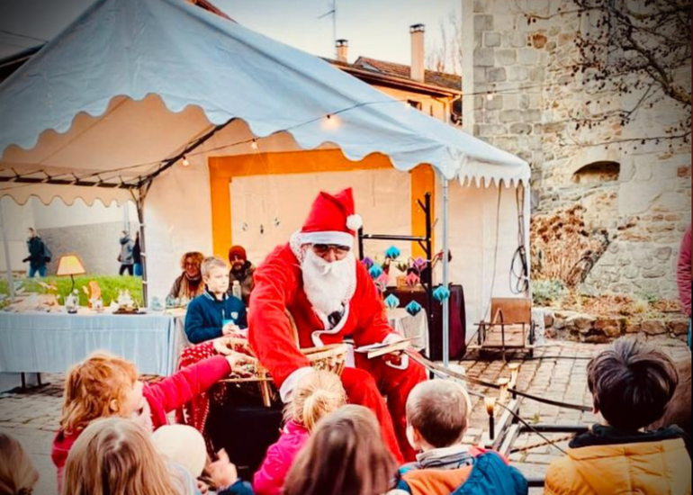 © Marché de Noël_Saint-Médard-en-Forez - Mairie St-Médard-en-Forez
