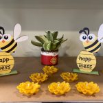 © A la découverte du monde des abeilles et de leur nectar_Valeille - OT Forez Est