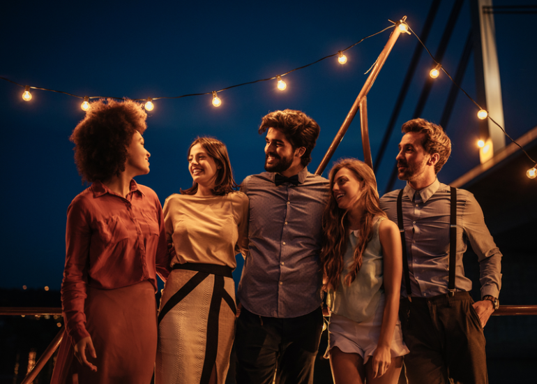 © Repas dansant_Chazelles-sur-Lyon - Canva