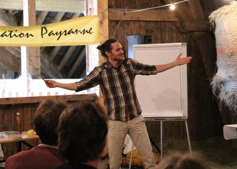 © Conférence gesticulée - De la fourche à la fourchette... non !  l'inverse !_Cottance - Mathieu Dalmais