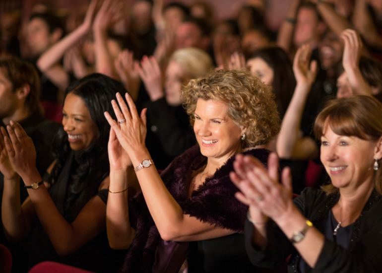 © Réveillon du 31 - Fin de soirée, début d'emmerdes_Montrond-les-Bains - Canva