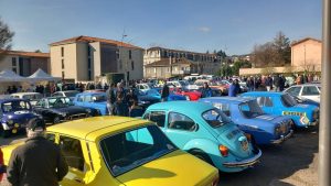 Rassemblement de véhicules de collection