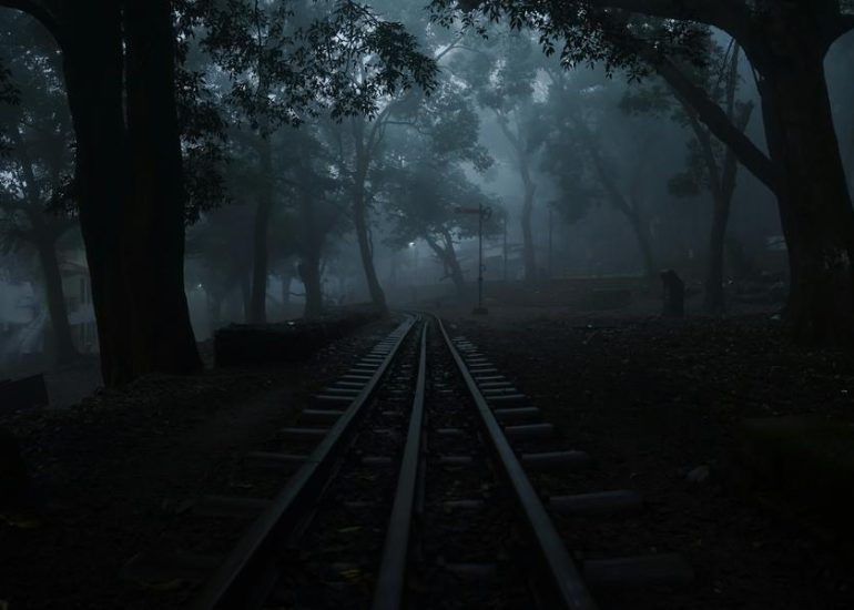© Omnibus Horror Show - Train d'Halloween_Estivareilles - Hitesh Salaskar sur Unsplash