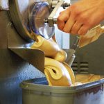 © Ferme des Délices foréziens, laboratoire de fabrication des glaces - OT Forez Est