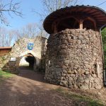 © Site et jardin médiévaux de Donzy_Salt-en-Donzy - OT Forez-Est