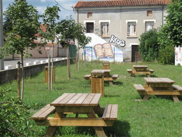 © Aire de pique-nique des Grands Jardins - Office de tourisme Loire Forez