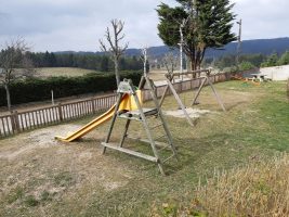 Jardin public et aire de jeux