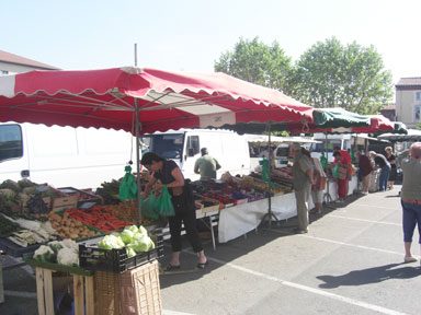 © Marché à St-Rambert - Mairie