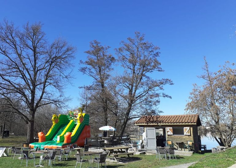 © La cabane de l'étang - cabane de l'étang