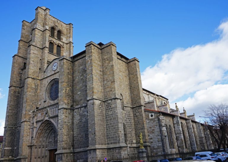 © Notre Dame d'Espérance Collegiate Church - OT Loire Forez