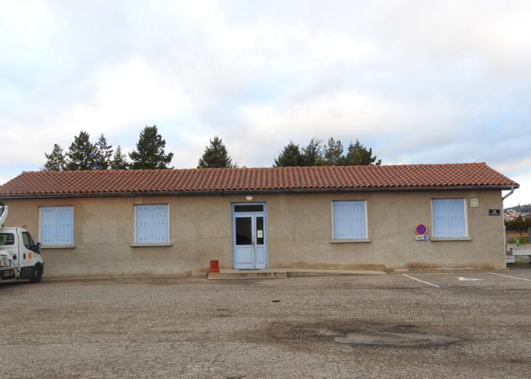 © Salle de la Bouteresse - Mairie de Saint Agathe-la-Bouteresse