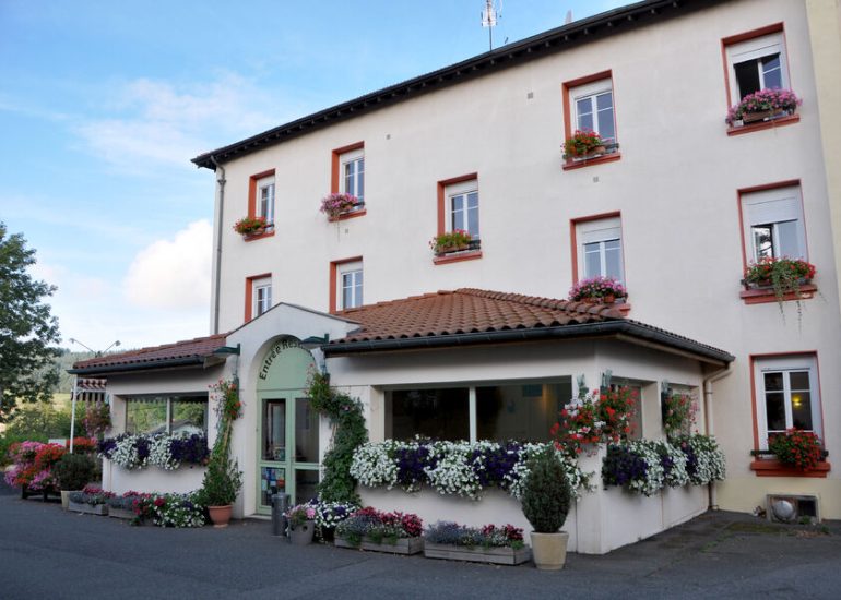 © Le Béfranc - Hôtel Restaurant Le Béfranc - St Bonnet le Château 42380