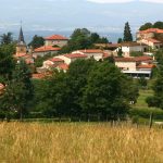 © Sentier Pierre sur autre - OT FOREZ-EST