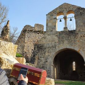 Découverte du site médiéval de Donzy, Salt-en-Donzy Explorez les ruines médiévales et son ancienne chapelle
