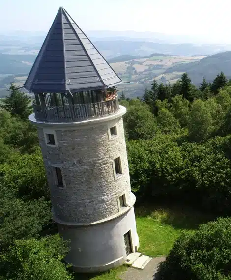 La Tour Matagrin à Violay Mont Boussuivre