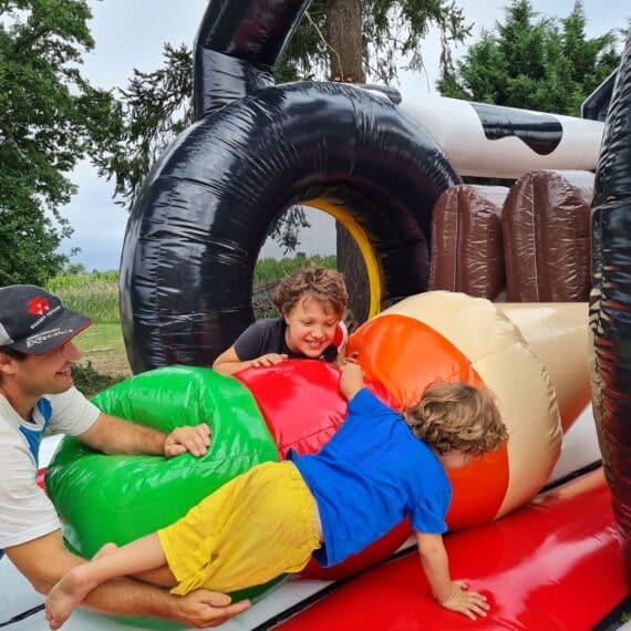 Jeux gonflables enfant Ferme des Délices Foréziens Loire 42